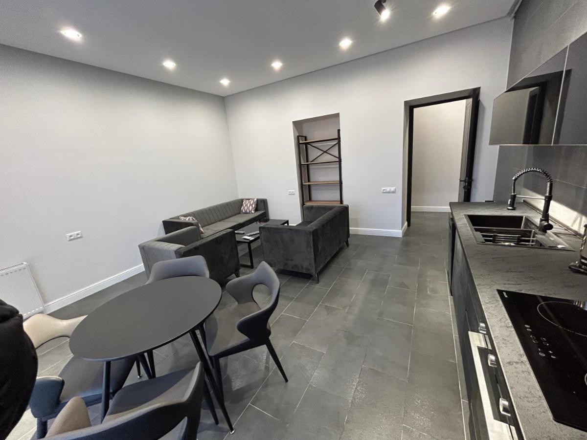 Cozy Apartment Γιερεβάν Εξωτερικό φωτογραφία